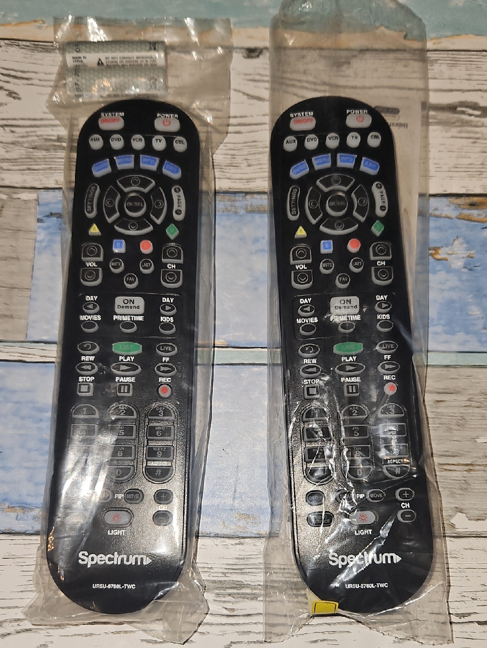 [2] Black Spectrum Media Remote  Multi-Funt Buttons UR5U-8780L/UR5U-879OL
